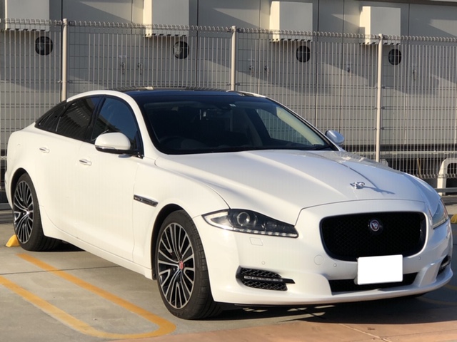 金融車平成23年ジャガーXJスーパーチャージャー