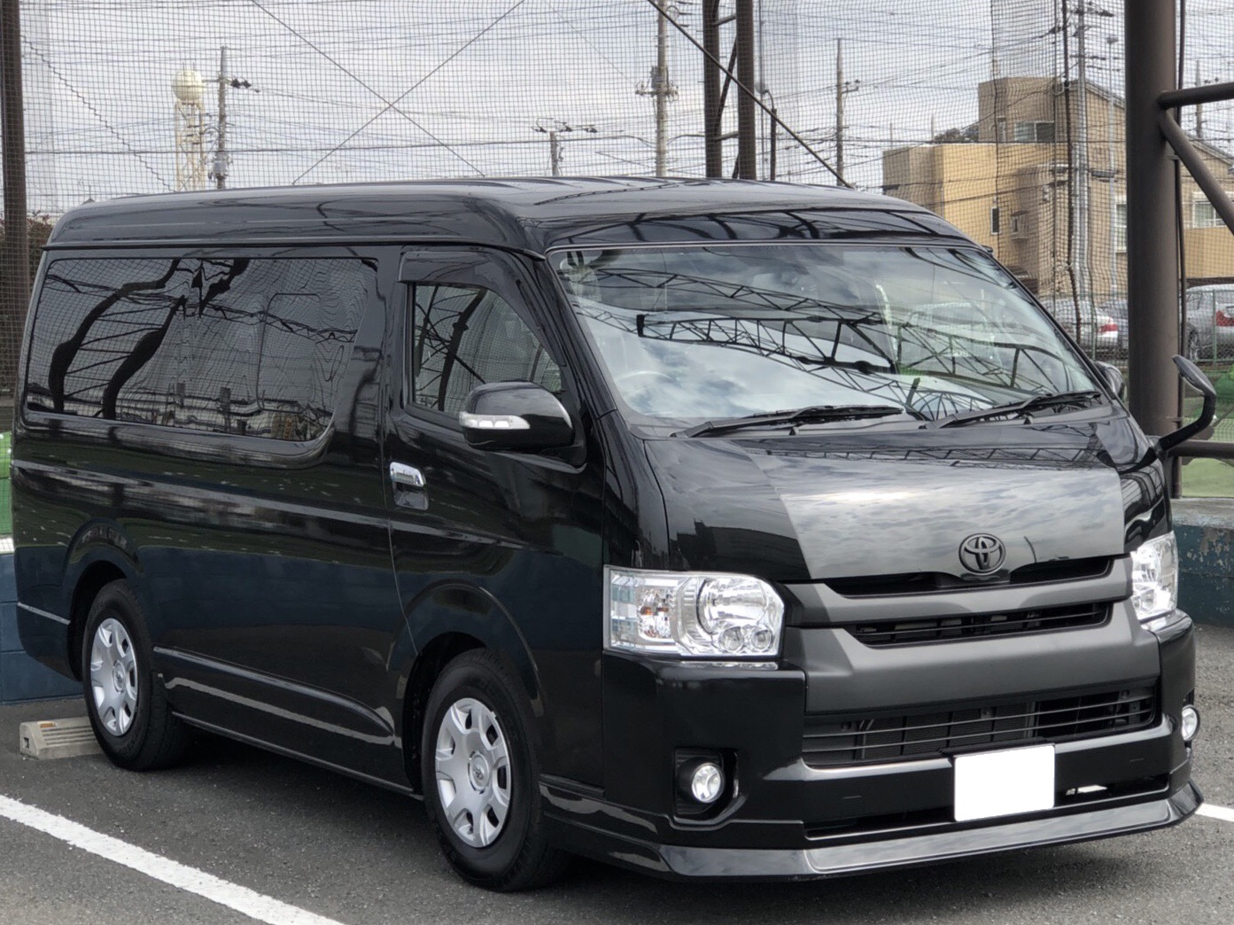 金融車平成25年トヨタハイエースグランドキャビン