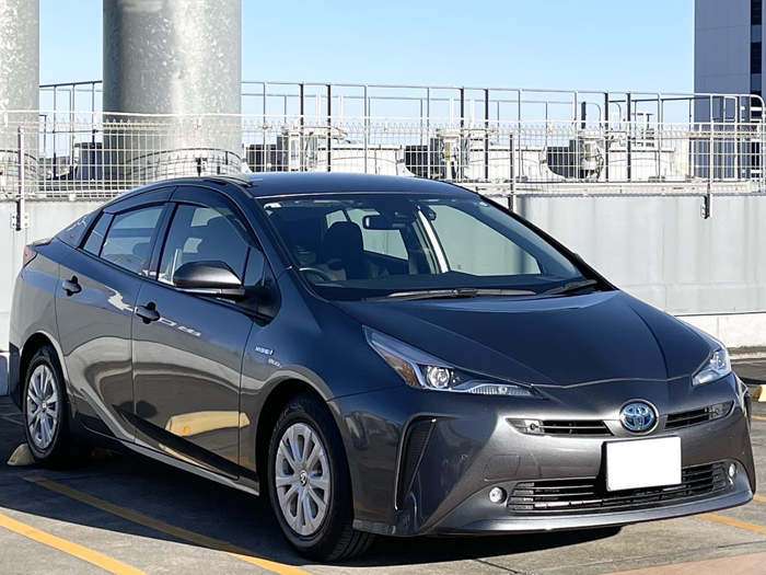 金融車平成３１年50後期プリウスｓ
